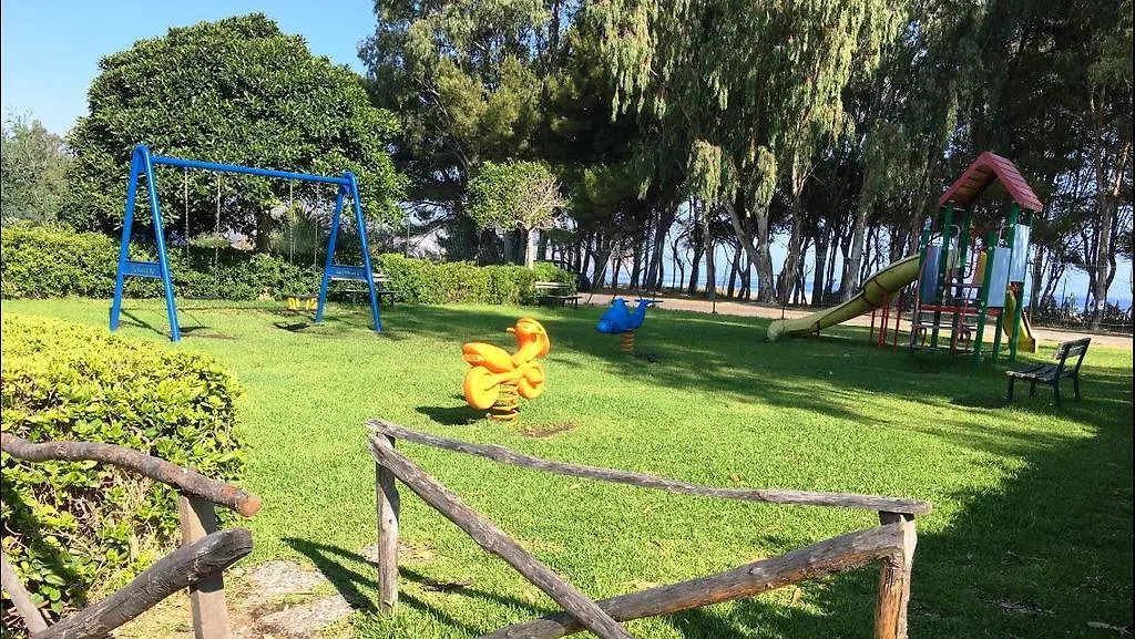 Portorosa Villa Sole フルナリ